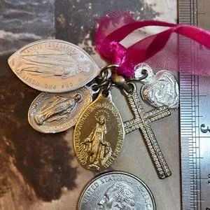 Vintage religious medals 2025